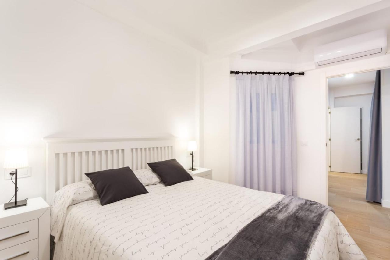 RentalSevilla Espacioso apartamento en la Alfalfa Exterior foto